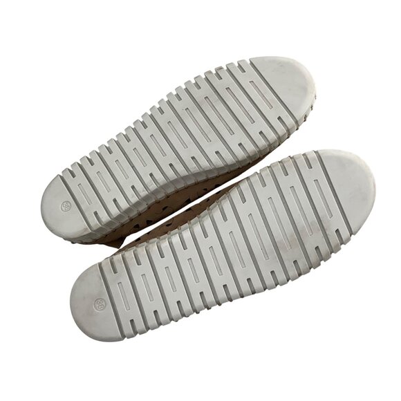 Eric Michael Womens Inez Leather Slip-On Shoes Safari Tan/Beige Perforated Size - Picture 3 of 8